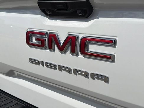 New 2026 GMC Sierra 1500 Elevation AWD/4WD image 9