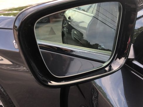 Used 2020 BMW 540i xDrive w/ Premium Package image 26