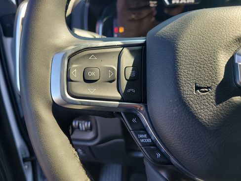 Used 2025 RAM 1500 Big Horn AWD/4WD image 26