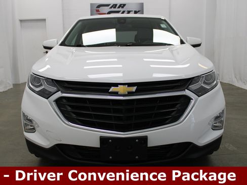 Used 2021 Chevrolet Equinox LT w/ Driver Convenience Package image 2