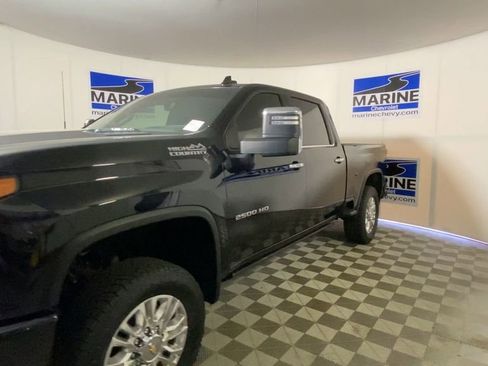 Used 2021 Chevrolet Silverado 2500 High Country AWD/4WD image 6
