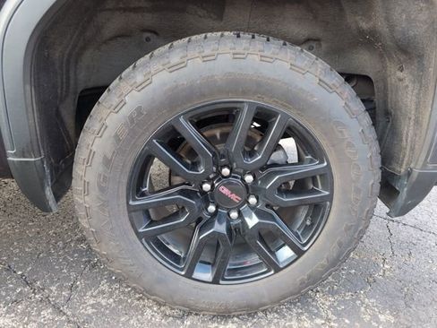 Used 2022 GMC Sierra 1500 Elevation w/ Elevation Premium Package image 25