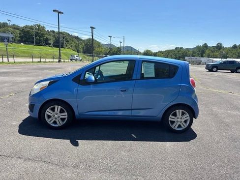 Used 2014 Chevrolet Spark LT FWD image 5