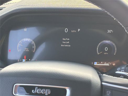 New 2025 Jeep Grand Cherokee L Limited w/ Black Appearance Package image 31