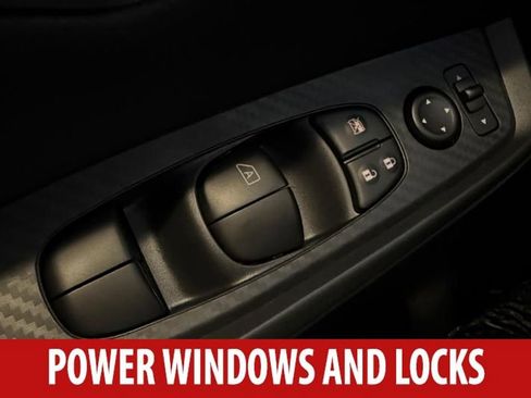 New 2025 Nissan Sentra SV image 8