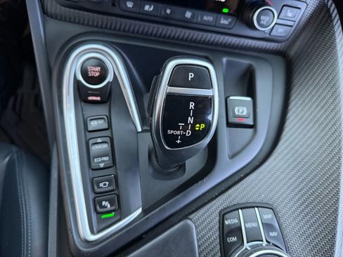 Used 2019 BMW i8 Coupe image 29