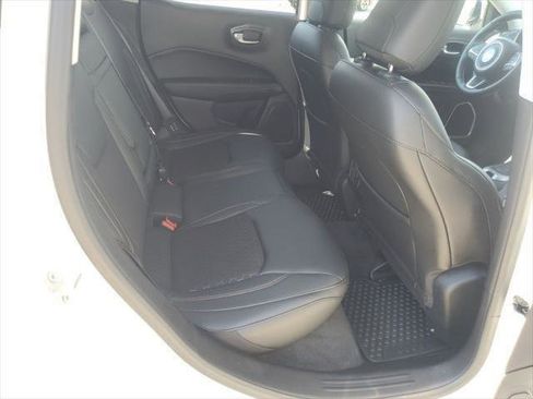 Certified 2018 Jeep Compass Latitude w/ Popular Equipment Group image 19