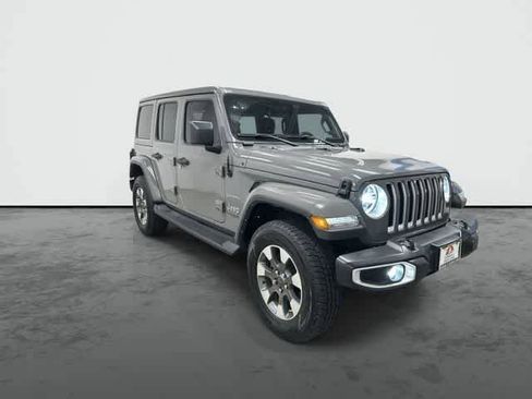 Used 2021 Jeep Wrangler Unlimited Sahara image 6
