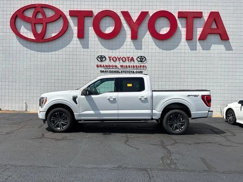 Used 2021 Ford F150 XLT w/ Equipment Group 302A High AWD/4WD image 4
