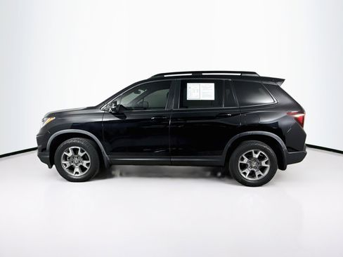 Certified 2023 Honda Passport TrailSport image 7