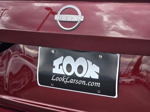 Used 2025 Nissan Altima 2.5 SV FWD image 31
