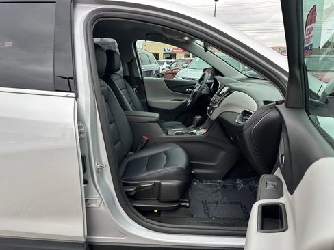 Used 2019 Chevrolet Equinox LT AWD/4WD image 19