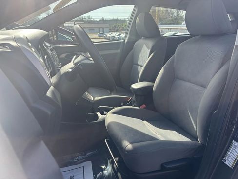 Used 2009 Toyota Matrix image 9