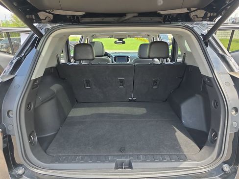 Used 2021 GMC Terrain SLT w/ Infotainment Package II AWD/4WD image 13