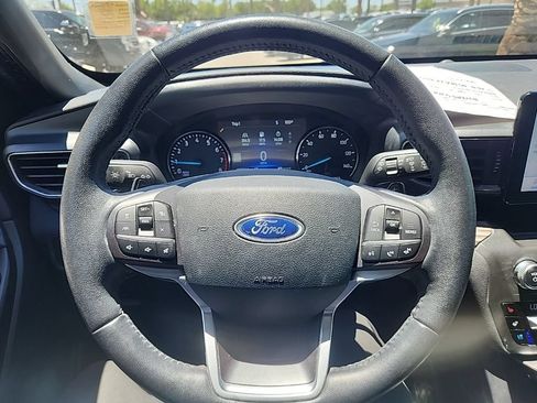 Used 2020 Ford Explorer Limited AWD/4WD image 8