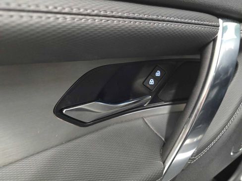 Certified 2024 Land Rover Discovery Sport Dynamic SE image 24