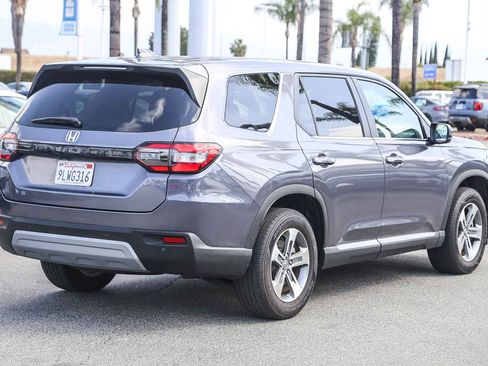 Used 2024 Honda Pilot EX-L image 9