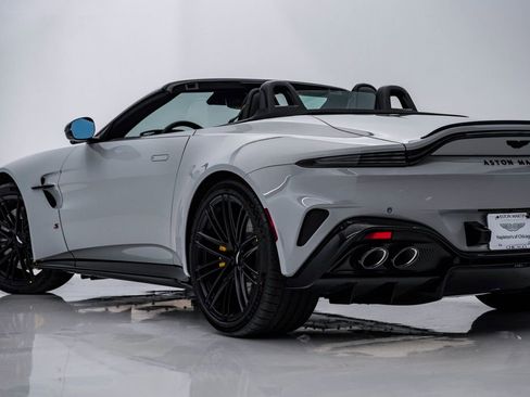 New 2026 Aston Martin V8 Vantage S image 11