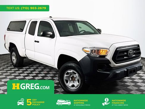 Used 2022 Toyota Tacoma SR image 1