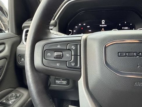 Used 2023 GMC Yukon Denali w/ Advanced Technology Package AWD/4WD image 72