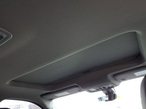 Used 2022 GMC Sierra 3500 Denali w/ Denali Black Diamond Edition image 14