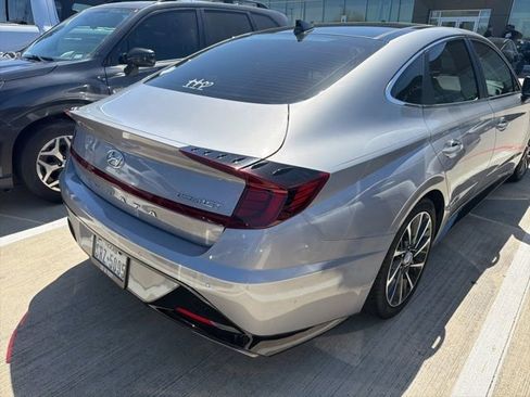 Used 2023 Hyundai Sonata Limited w/ Cargo Package image 2