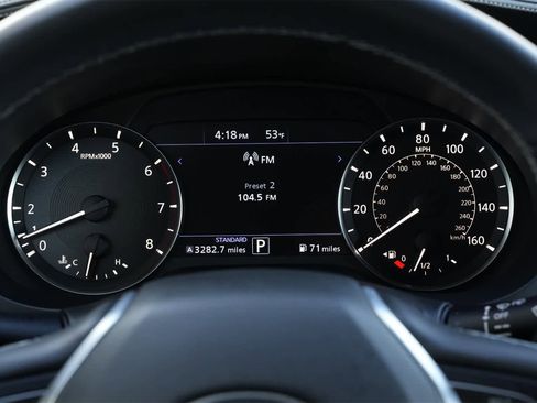 Certified 2025 INFINITI QX50 Luxe image 12