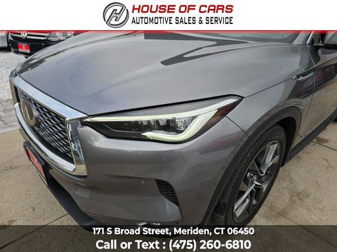 Used 2019 INFINITI QX50 Essential w/ Sensory Package AWD/4WD image 5