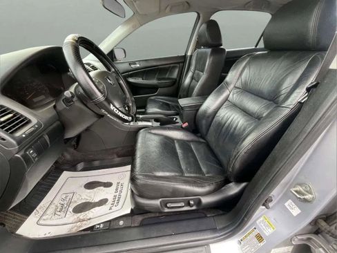 Used 2004 Honda Accord EX image 13
