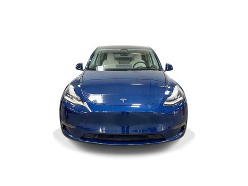 Certified 2021 Tesla Model Y Long Range AWD/4WD image 2