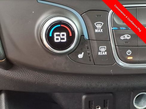 Used 2019 Chevrolet Traverse LT image 22