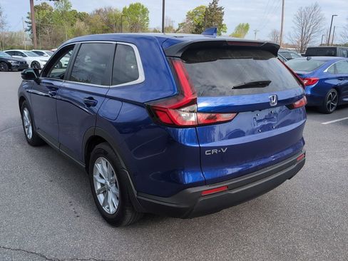 Used 2025 Honda CR-V EX image 4