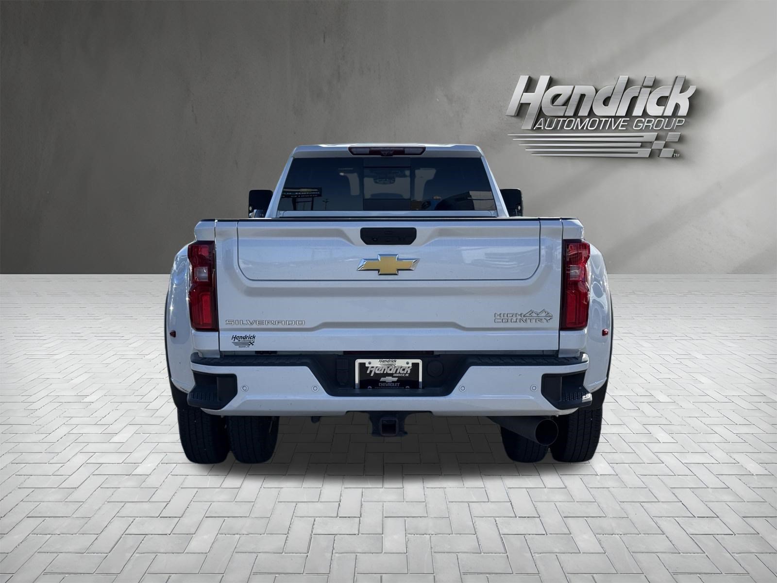 Used 2025 Chevrolet Silverado 3500 High Country w/ High Country Premium Package AWD/4WD image 10