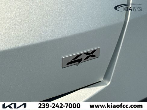 New 2026 Kia Sorento S w/ S Panoramic Sunroof Package AWD/4WD image 10