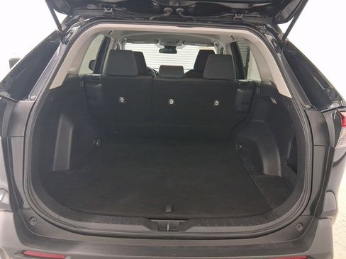 Used 2020 Toyota RAV4 LE image 26