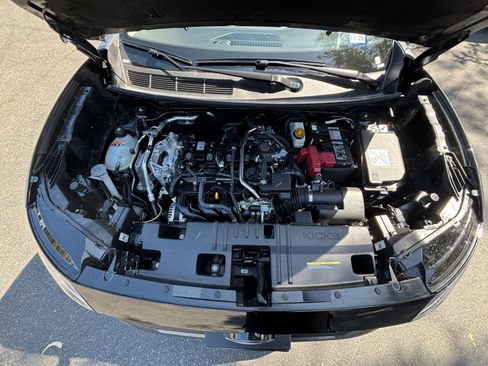 Used 2026 Nissan Kicks SV w/ Cold Weather Package AWD/4WD image 30