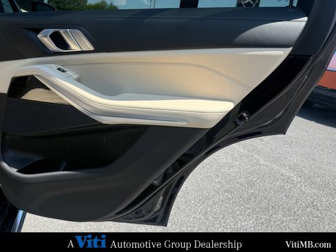Used 2021 BMW X5 xDrive40i w/ Premium Package 2 AWD/4WD image 26