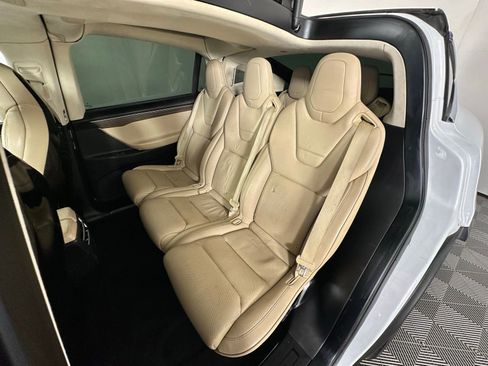 Used 2016 Tesla Model X 90D AWD/4WD image 34