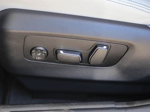 New 2026 BMW M5 w/ Carbon Package image 19