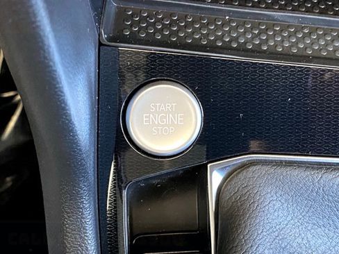 New 2026 Volkswagen Taos SE AWD/4WD image 13