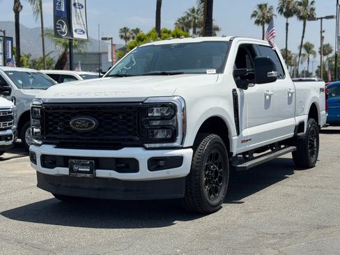 New 2026 Ford F250 Lariat w/ Black Appearance Package AWD/4WD image 7