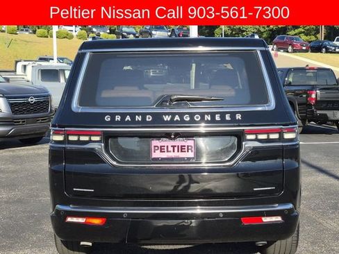 Used 2023 Jeep Grand Wagoneer Series II w/ Premium Group II AWD/4WD image 5