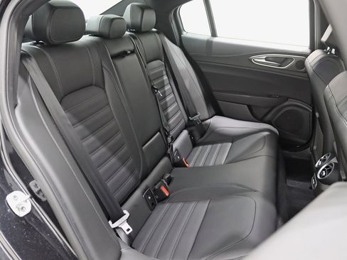 Used 2024 Alfa Romeo Giulia Quadrifoglio w/ Active Assist Plus Package image 29