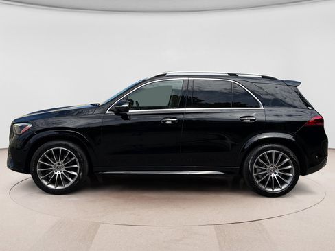 Used 2024 Mercedes-Benz GLE 350 4MATIC image 2
