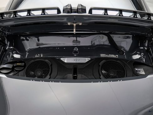 Used 2025 Porsche 911 Carrera T image 3