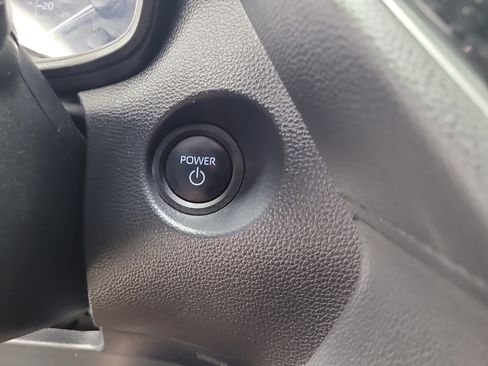 Used 2024 Toyota Corolla Cross AWD Hybrid image 25