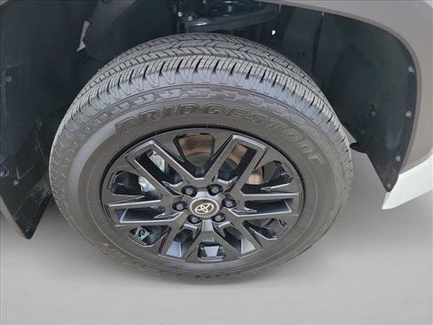 Used 2025 Toyota Tundra Limited image 10