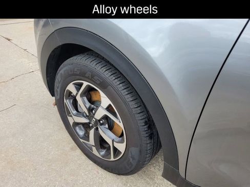 Used 2021 Kia Sportage LX image 8