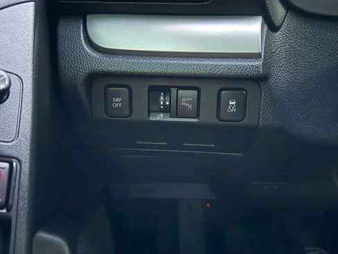 Used 2018 Subaru Forester 2.5i Premium AWD/4WD image 26