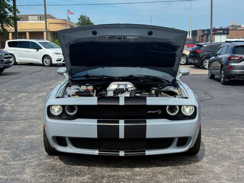 Used 2021 Dodge Challenger SRT Hellcat RWD image 31